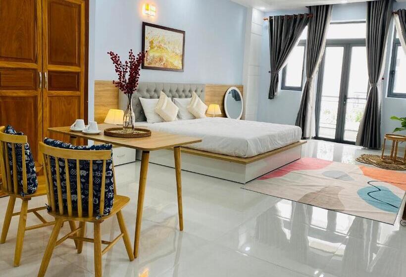 اتاق استاندارد با تخت بزرگ, Nắng Homestel Tây Ninh
