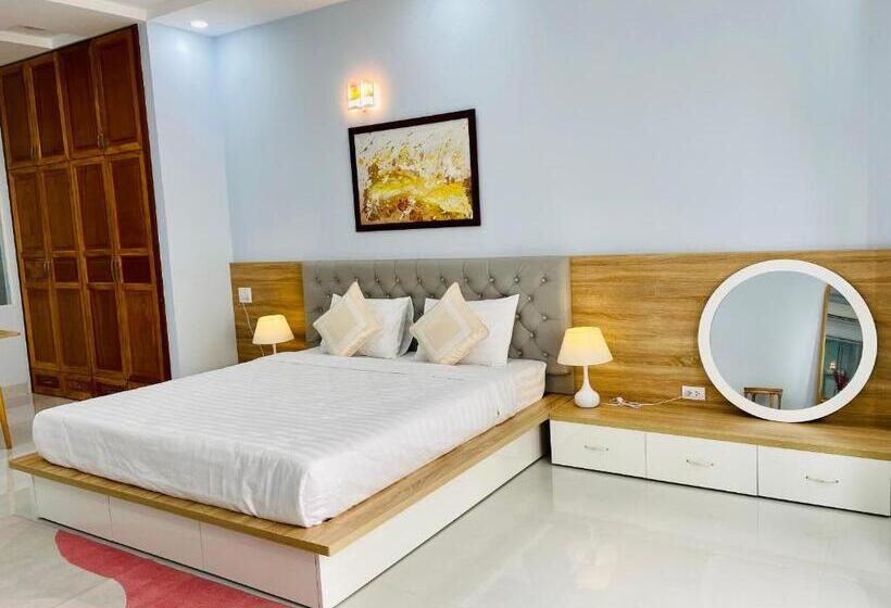 اتاق استاندارد با تخت بزرگ, Nắng Homestel Tây Ninh