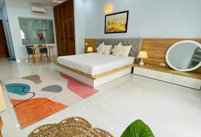 اتاق استاندارد با تخت بزرگ, Nắng Homestel Tây Ninh