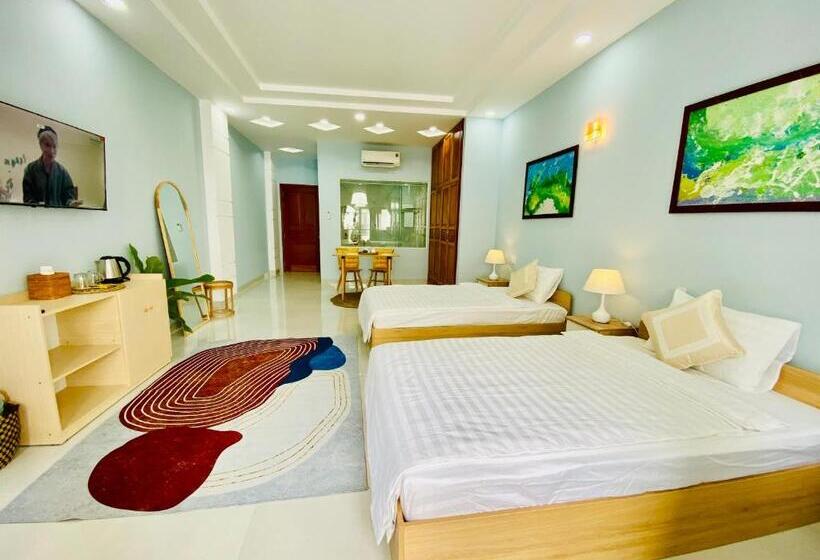 اتاق استاندارد با بالکن, Nắng Homestel Tây Ninh