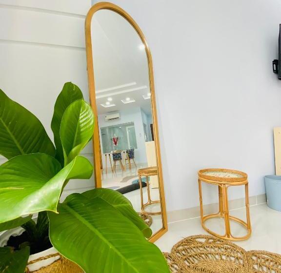 اتاق استاندارد با بالکن, Nắng Homestel Tây Ninh