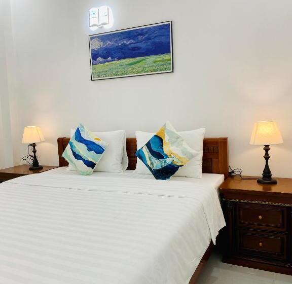 اتاق استاندارد با تخت بزرگ, Nắng Homestel Tây Ninh