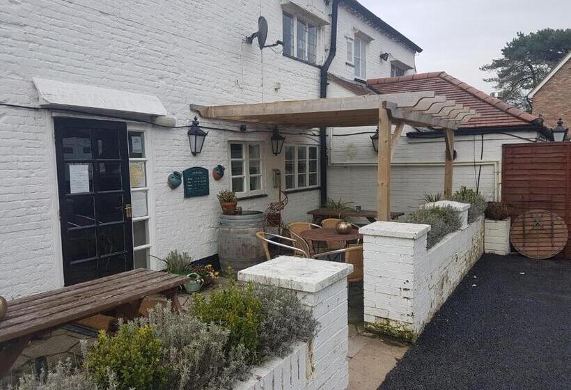 اتاق استاندارد با بالکن, Glamping At The Fox Inn Bramdean