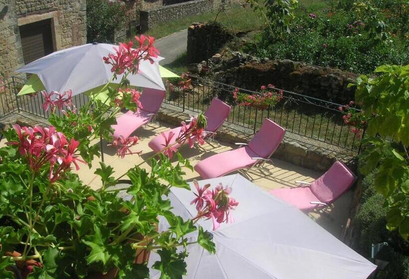 스탠다드 룸, Aux Vieux Arceaux