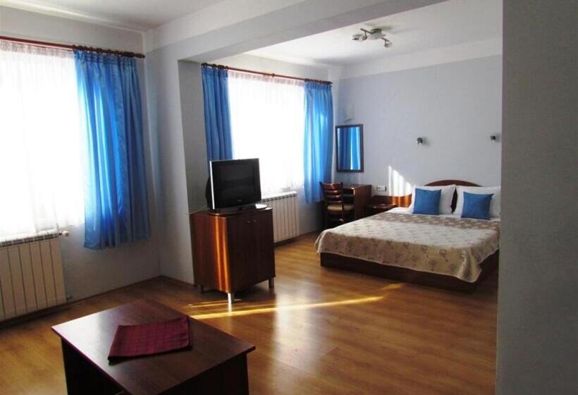 إستوديو قياسى, Boryka Family