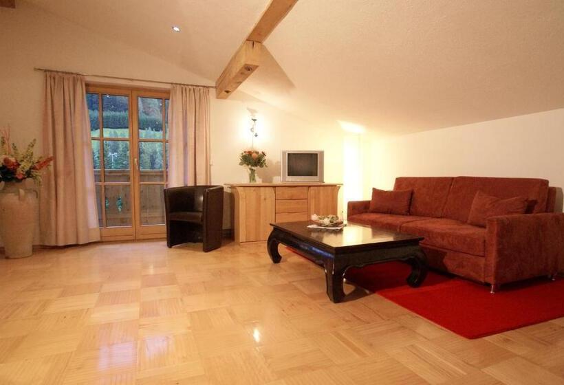 דירת שני חדרים, Garni Rauch