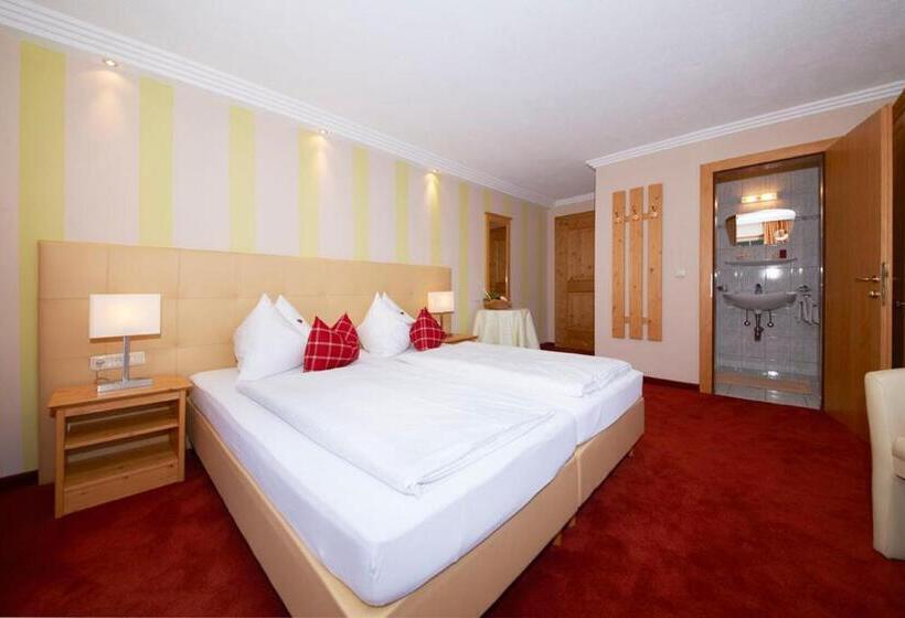 חדר סטנדרט עם מרפסת, Garni Rauch