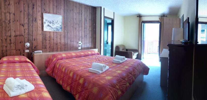 غرفة قياسية رباعية, Gran Baita