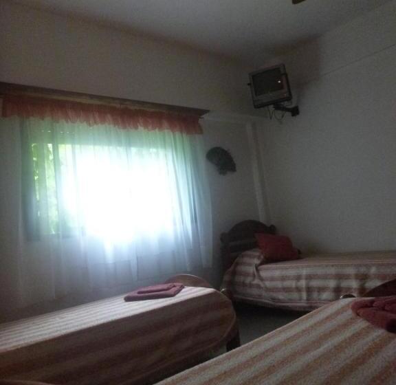 اتاق استاندارد سه نفره, Hosteria Del Sur