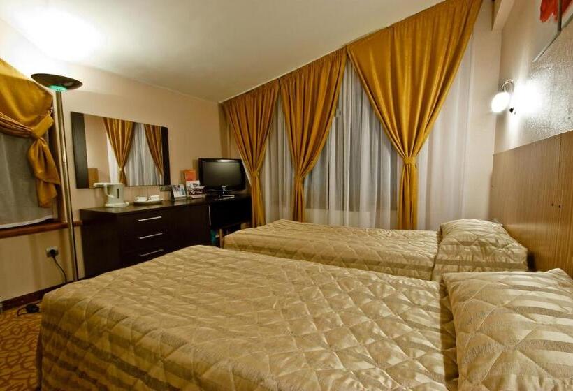 Номер Стандарт, Kapriz Karakol