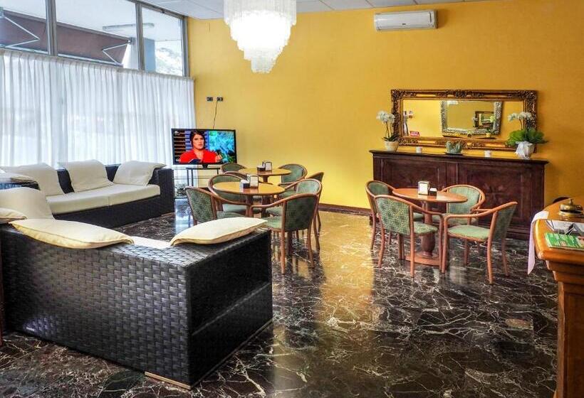 غرفة قياسية فردية, Select