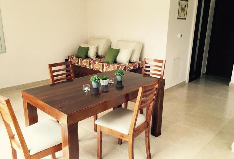 침실 1개 아파트, Las Brisas