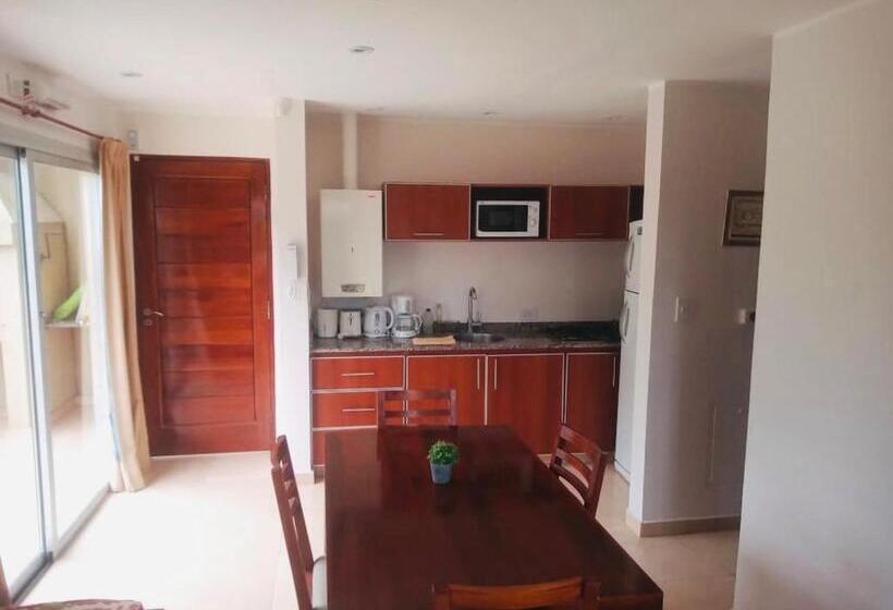 침실 1개 아파트, Las Brisas