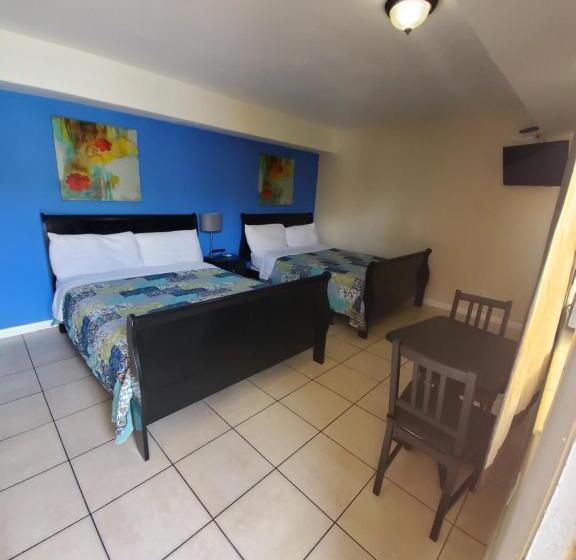 غرفه قياسيه سريرين مزدوجين, Royal Budget Inn