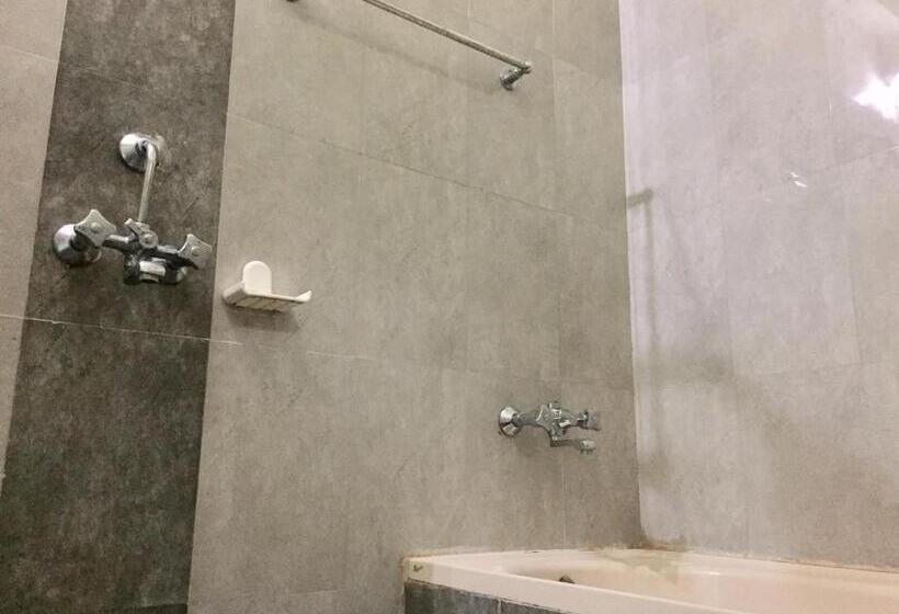 חדר דלוקס, Sachi Home