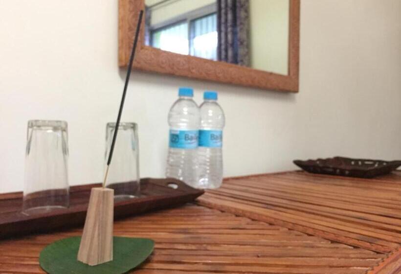 חדר דלוקס, Sachi Home