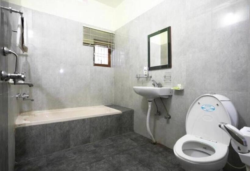 חדר דלוקס, Sachi Home