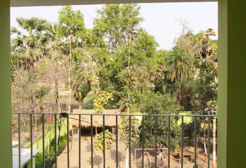 חדר יחיד נוף לגינה, Sachi Home