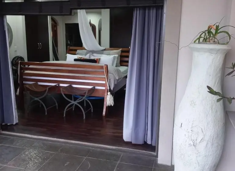 キングサイドベッドのスタンダードワンルーム, Whale Rock Guest House