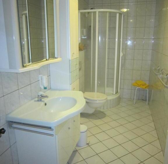 דירת חדר, Pension Dürkop