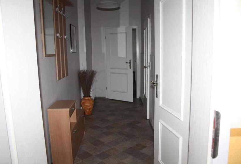 דירת חדר, Pension Dürkop