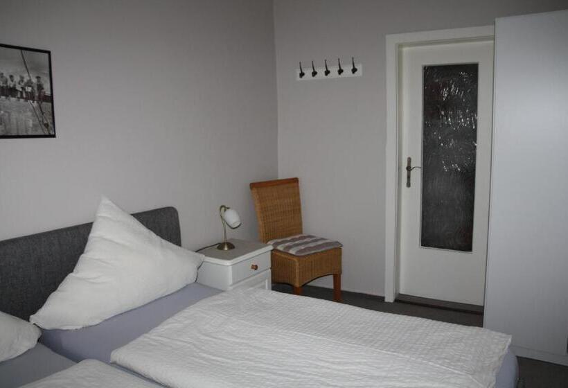 דירת חדר, Pension Dürkop