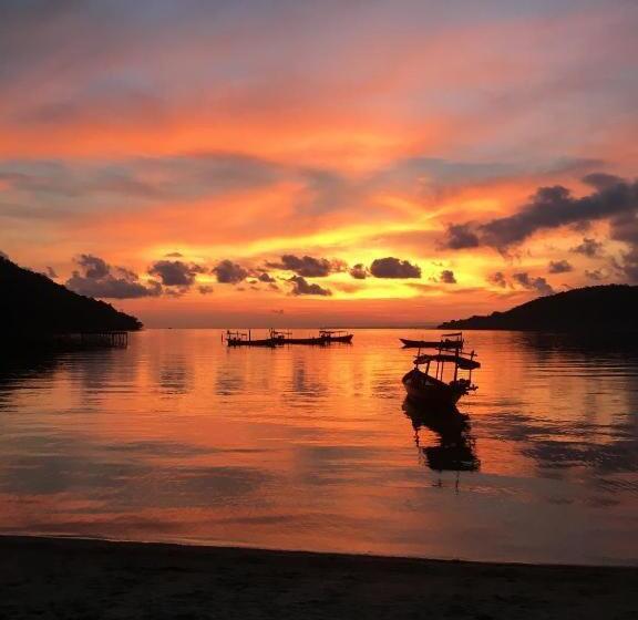 اتاق استاندارد با بالکن, Easy Tiger Garden Bungalows   By Beach House Cambodia