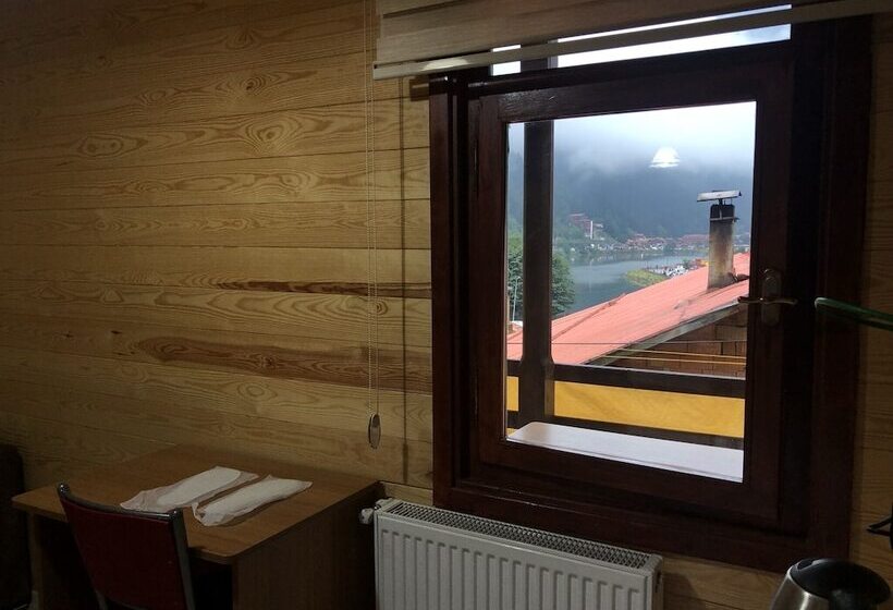 Suite with lake view, Cerrahpaşa Sui̇te