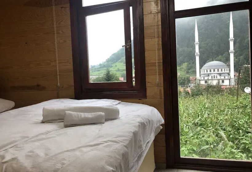 Suite with lake view, Cerrahpasa Suite