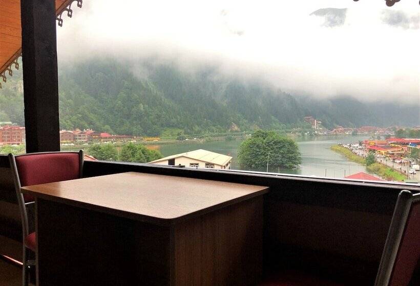 Suite with lake view, Cerrahpaşa Sui̇te