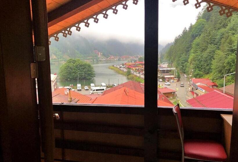 Suite with lake view, Cerrahpaşa Sui̇te