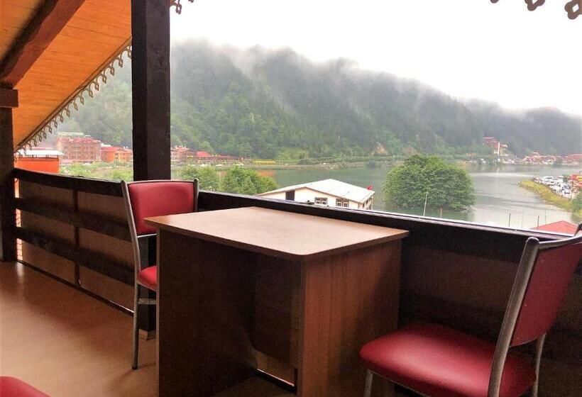 جناح مطل على البحيرة, Cerrahpaşa Sui̇te