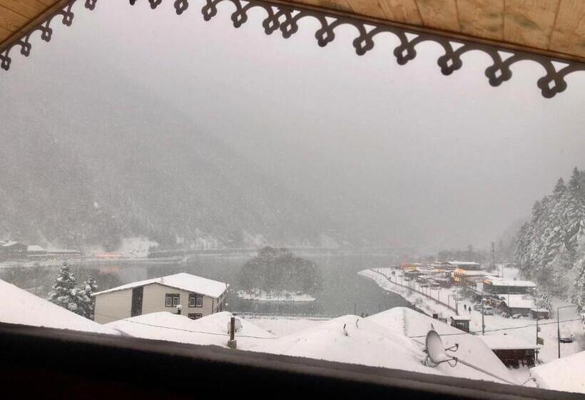 Suite with lake view, Cerrahpaşa Sui̇te