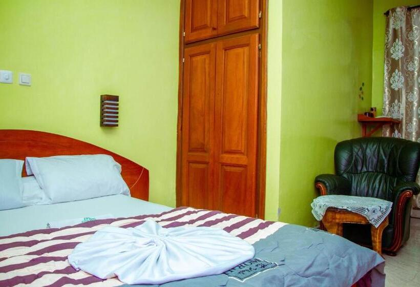 Chambre Standard, Alicia