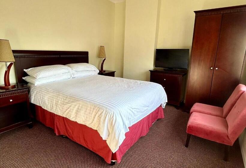 חדר אקונומי, Bay View   Seafront, Sandown   Free Car Ferry