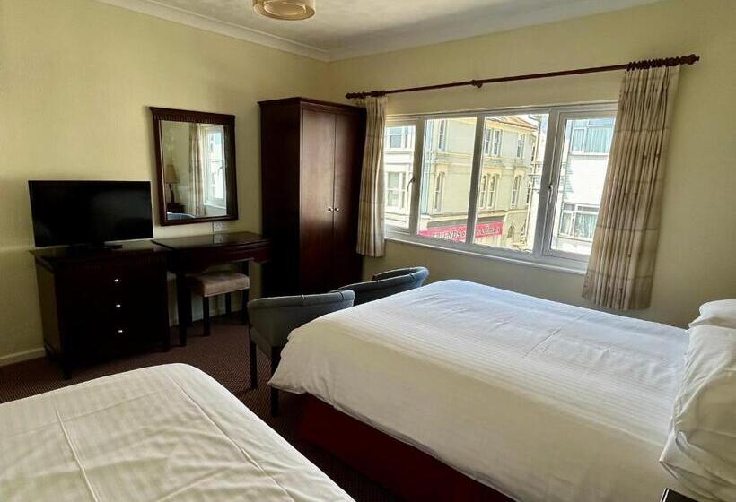 חדר משפחתי, Bay View   Seafront, Sandown   Free Car Ferry