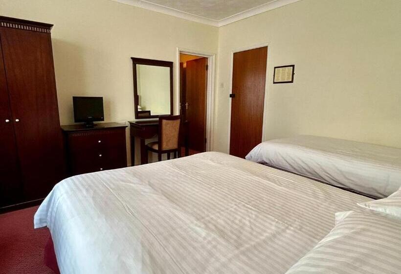 סוויטה משפחתית, Bay View   Seafront, Sandown   Free Car Ferry