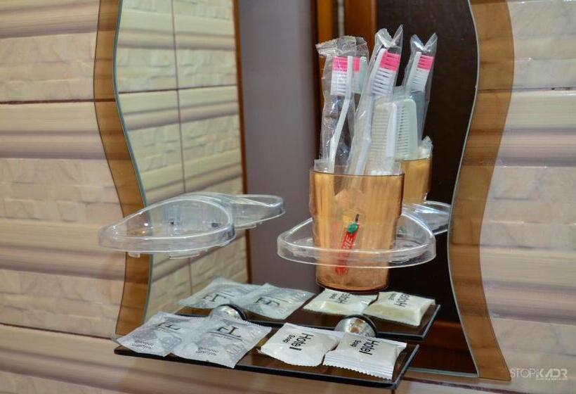 سوییت, Narek B&b