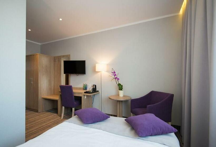 חדר דלוקס יחיד, Almarco