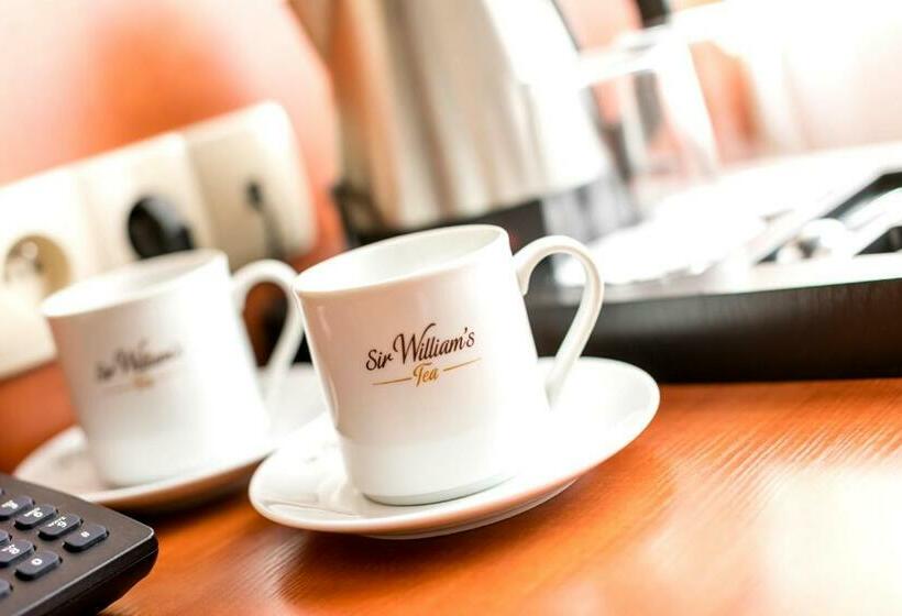 חדר קומפורט, Almarco