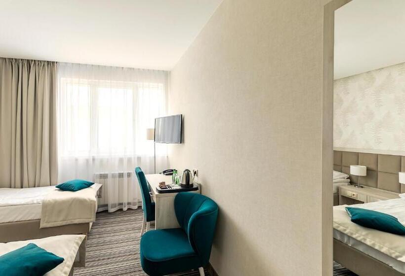 חדר דלוקס, Almarco