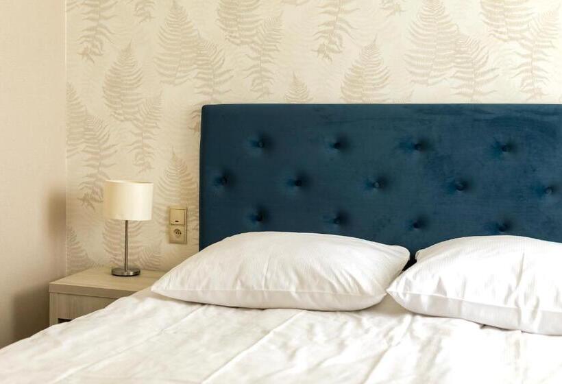 דירת חדר סופריור, Almarco