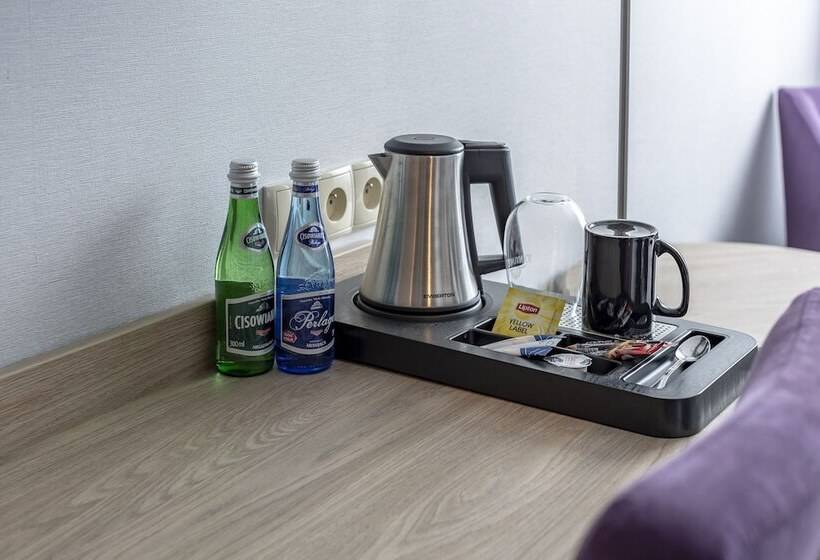 חדר קומפורט יחיד, Almarco