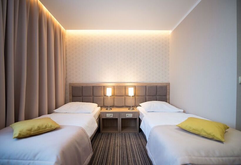 חדר קומפורט, Almarco