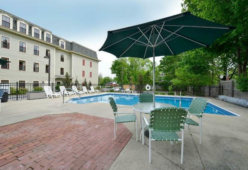 Семейный Номер, Bar Harbor Grand
