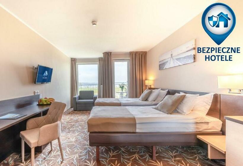 标准间, Blue Marine Mielno