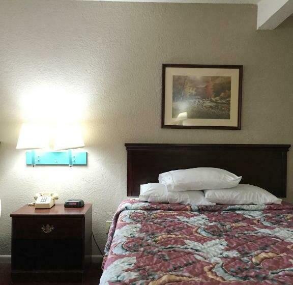 غرفة قياسية, Budget Inn