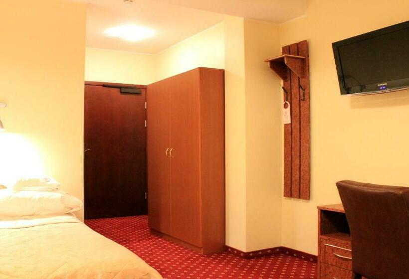 スタンダードシングルルーム, Continental