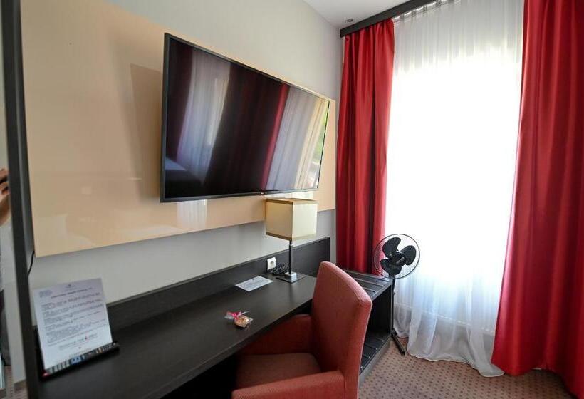 Номер Комфорт, Delta In