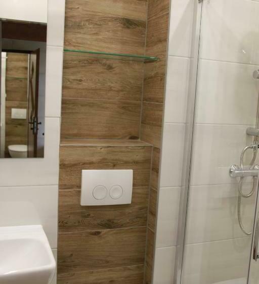 スタンダードルーム, Zielony & Ow Borowik & Pensjonat Manhattan   Centrum Rekreacji I Wypoczynku Gastrotur